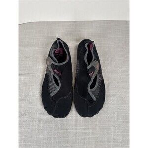Body Glove Water Shoes Black Grey And Pink Hook &‎ Loop Strap Women’s Size 10